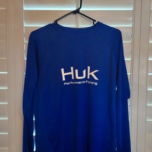 Men's small Huk fishing shirt